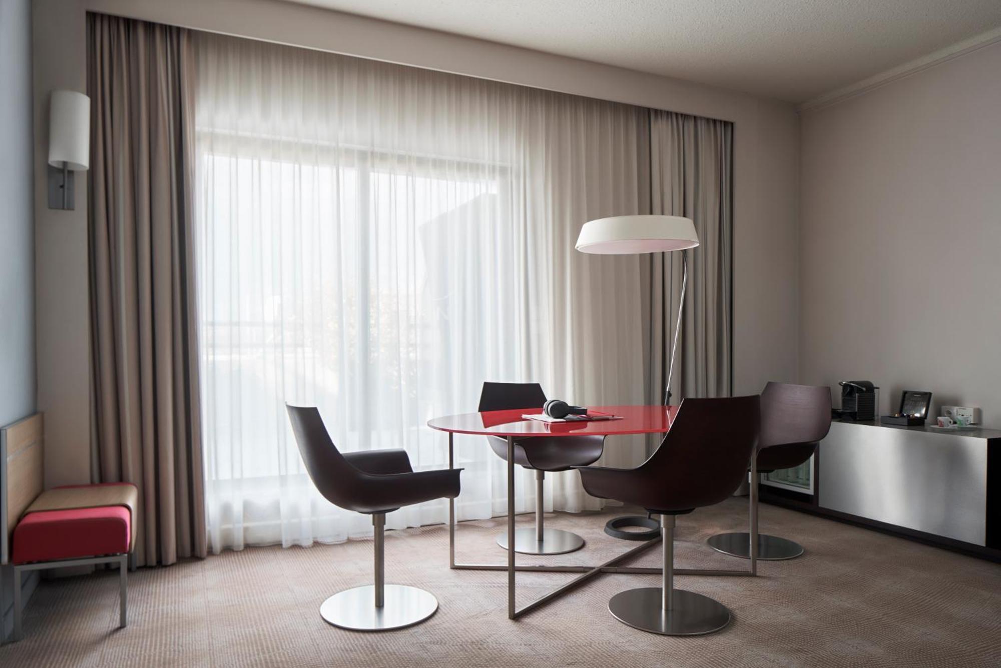 Novotel Hotel 4*