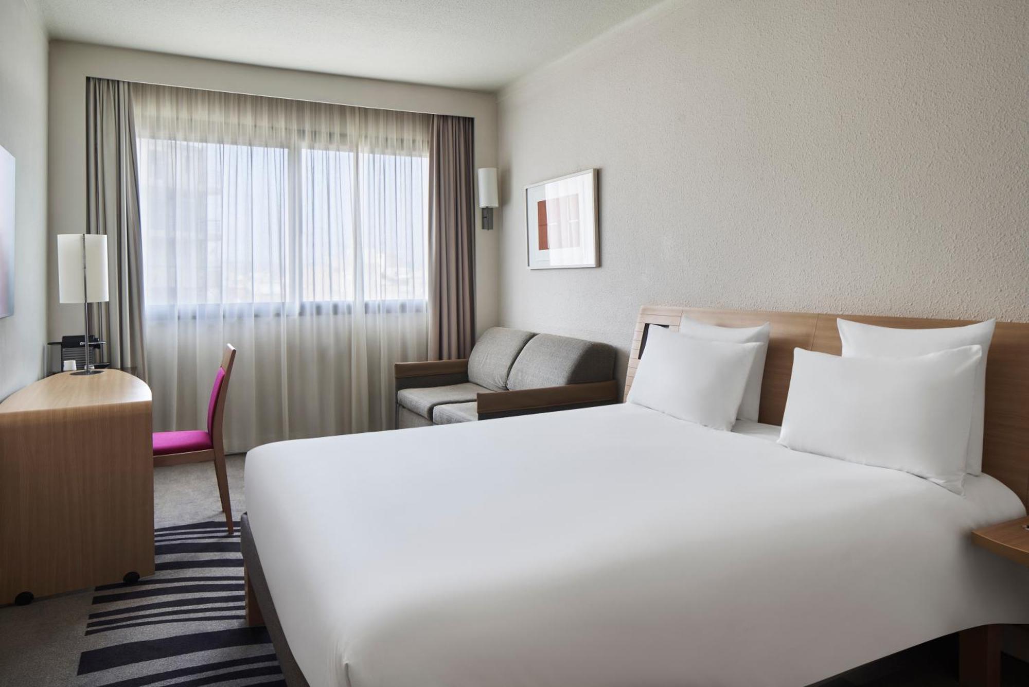 Novotel Hotel 4*